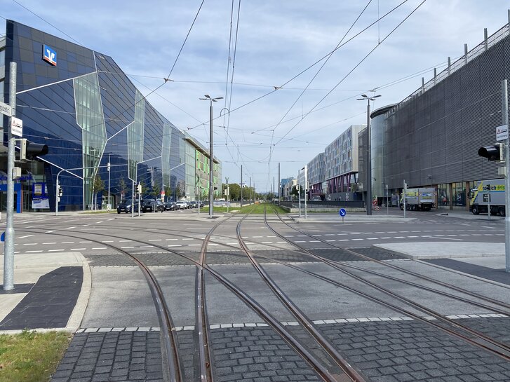 Mass transit Mass transit - overhead line system and tracks